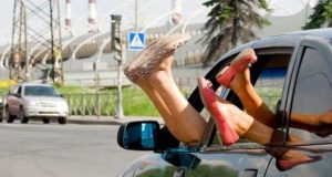 Лятото настъпи, въпреки че през настоящата седмица времето ще е по-подходящо за други сезони. Горещините обаче ще дойдат, а те оказват серио