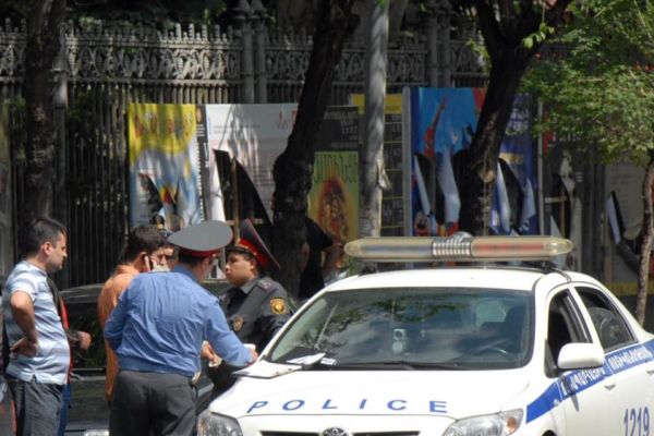 Парламентът на Армения прие законопроект за амнистия на неплатените глоби, наложени на шофьорите за нарушение правилата за движение