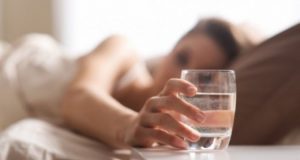 Водата е жизненоважна течност, без която не можем. Затова нейната редовна консумация е задължителна и изключително благоприятна за здравето на организ