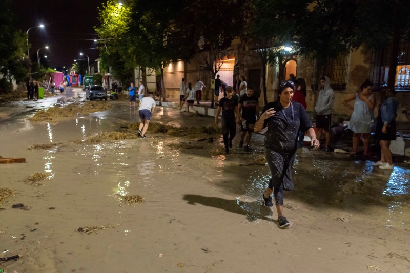 Мадрид пострада от проливен дъжд и градушка