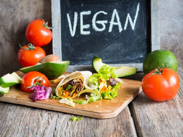 Веганската и вегетарианската диета може да увеличи риска от инсулт
