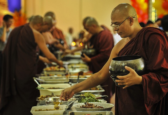 тибетските монаси хранене