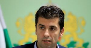 Кирил Петков