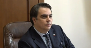 Асен Василев