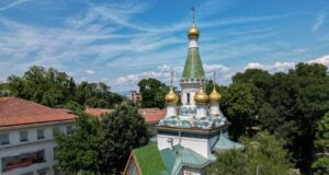 Навръх 10 ноември Митрофанова отваря Руската църква в София