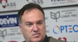 Проф. Владимир Чуков