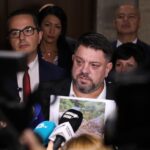 С „великата българска стена“ на ГЕРБ и мотиви на Борисов