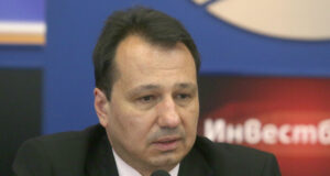 Юлиан Войнов