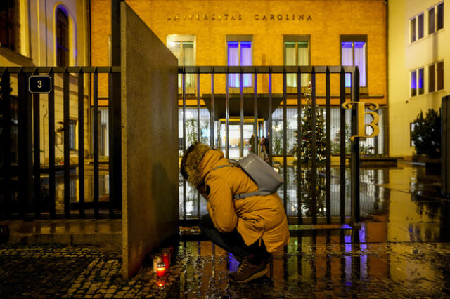 В Чехия обявиха ден на траур за жертвите от стрелбата в Прага