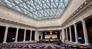 Депутатите се скараха преди да започнат работа по същество (НА ЖИВО)