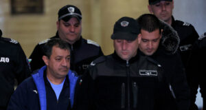 Иван Иванов излиза от ареста