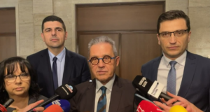 ПП-ДБ, ГЕРБ и ДПС се разбраха за дерогацията