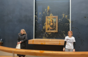 Екоактивисти атакуваха Мона Лиза със супа