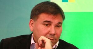 Иван Кръстев