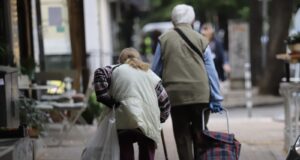 пенсионери, пенсии