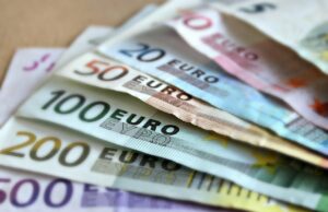Стъпка към еврото: Парламентът прие на първо четене закона за БНБ