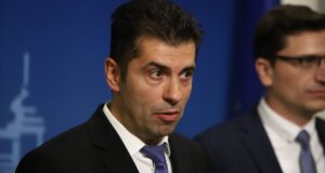 Кирил Петков