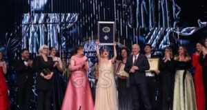 АТА: Сопраното Мария Сардарян е победителката в Международния фестивал "Мари Края" в Тирана