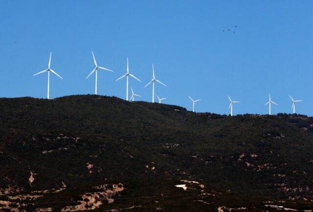 Близо 28 процента е делът на електроенергията, произведена от вятърни централи в Европа през последното денонощие