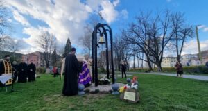 Днес беше осветена камбанарията, символ на храм „Св. Благовещение“ в Габрово