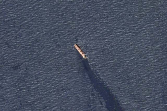 Сателитна снимка на плаващия под флага на Белиз товарен кораб 