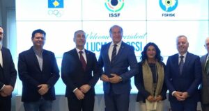 КосоваПрес: Президентът на Международната федерация по спортна стрелба посети Косово