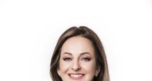 Мария Петкова, председател на Асоциацията на кредитните посредници в България, пред БТА:
                                                                                                Очакването за влизане в еврозоната ще движи имотния пазар, а това е положително за икономиката
