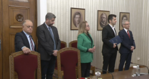 ПП-ДБ върна неизпълнен втория мандат за съставяне на правителство