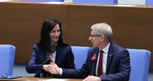 премиерът Николай Денков и вицепремиерът Мария Габриел