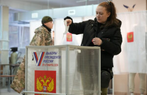 Руснаците гласуват на тридневни президентски избори, на които се очаква Путин да спечели нов мандат