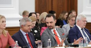 Ще продължим да изпълняваме икономическите приоритети за присъединяването ни към Шенген, еврозоната и ОИСР, заяви министър Богданов
