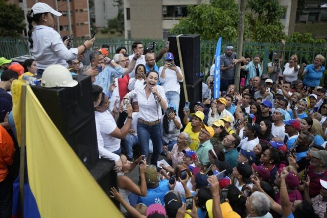 "Време е за мирен преход" във Венецуела, заяви кандидатът на опозицията