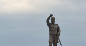 Арест на известен журналист предизвика поредица от реакции в Северна Македония