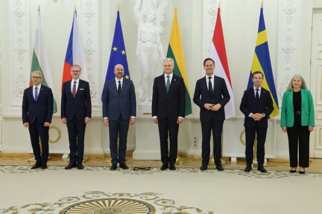 ЕС е силен глобален играч, който трябва да бъде още по-обединен, сигурен и конкурентоспособен, каза премиерът в оставка Николай Денков във Вилнюс