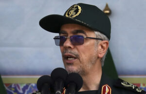 Началникът на генералния щаб на иранските въоръжени сили Мохамед Багери Снимка: АП