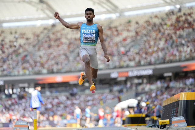 Най-добрият състезател на скок дължина на Индия ще пропусне олимпиадата в Париж заради контузия на коляното