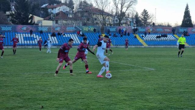Ново домакинско поражение на Септември (София) във Втора лига, Марек се доближи на 4 точки от 2-ото място