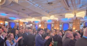 ОБНОВЕНА Управляващата партия в Хърватия печели изборите, но няма мнозинство