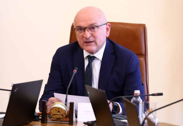 Служебният премиер Димитър Главчев предлага Даниел Митов да заеме поста на Стефан Димитров във външното министерство