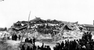 Три земетресения, разтърсват България през април 1928 г. и предизвикват солидарност в цяла Европа
                                                                                                На 25 април 1928 г. е третото силно земетресение от поредица трусове, разрушили Пловдив и част от населените места в Южна България