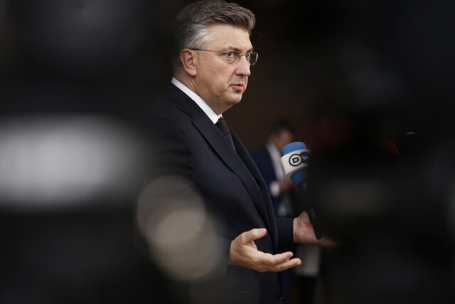 Хърватският премиер Андрей Пленкович обвини президента Зоран Миланович, че тласка Хърватия към "руския свят"