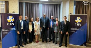 Български съдии по волейбол положиха успешно изпит в международен курс