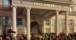 Гордана Силяновска и ВМРО-ДПМНЕ с убедителна победа на президентските и парламентарните избори в Северна Македония