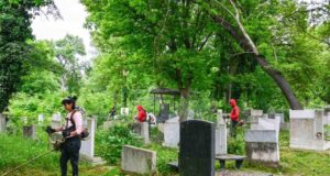 До 22 юни ще върнем нормалния облик на софийските гробищни паркове, заявява кметът на София Васил Терзиев