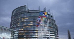 парламент