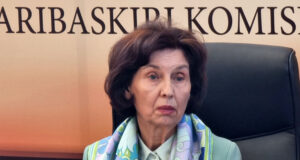 Инаугурацията на новоизбрания президент на Северна Македония ще бъде на 12 май
                                                                                                Гордана Силяновска ще бъде първата жена-президент на Северна Македония