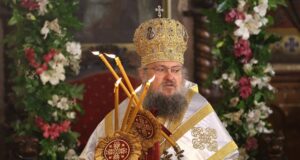 Наместник-председателят на БПЦ - Врачанският митрополит Григорий, отслужи богослужението за Второ Възкресение Христово в храма "Св. Неделя"