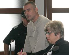 Венцеслав Караджов с адвокатката си Зоя Тошкова Снимка: 24plovdiv.bg