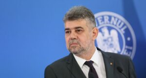 Румънският премиер Марчел Чолаку пристига на посещение в Турция, придружаван от 10 министри