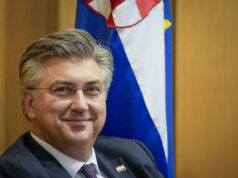 Хърватският парламент одобри новото коалиционно правителство на консерваторите и националистите
